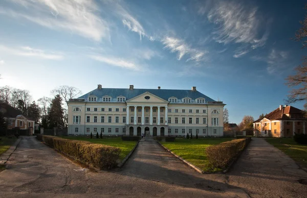 Gammal Arkitektur Med Gård Lettland — Stockfoto