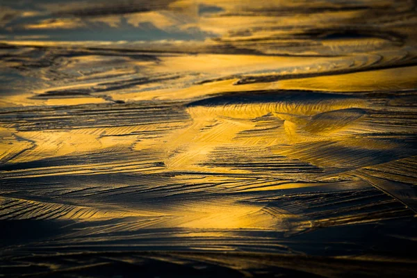 金色のパターンを持つ抽象的なカラフルな背景 — ストック写真