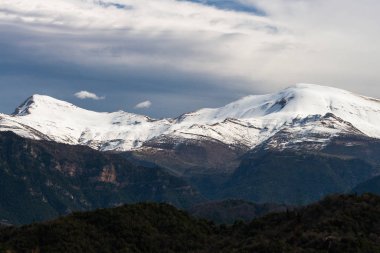 Yunanistan 'ın Epirus, Tzoumerka, Karpenisi ve Zagorihori kentlerindeki dağ manzaraları
