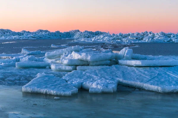 Морське Узбережжя Льодом Зимовий Сезон — стокове фото