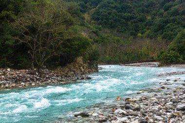 Yunanistan dağlarında nehirler ve ulusal park