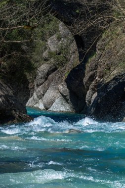 Yunanca yeşil nehir