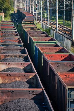 Letonya 'daki endüstriyel tren istasyonu