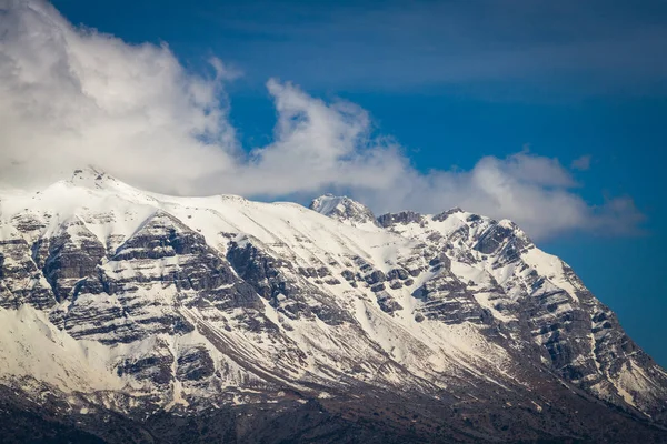 Snowy Bergen Zonnige Dag — Stockfoto