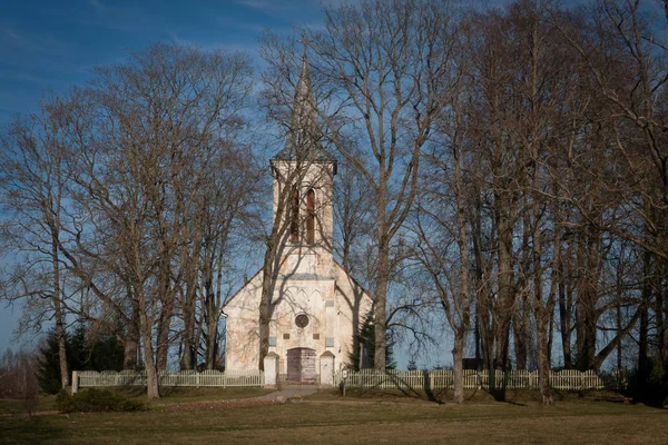 Bahar Günü Eski Kilise — Stok fotoğraf