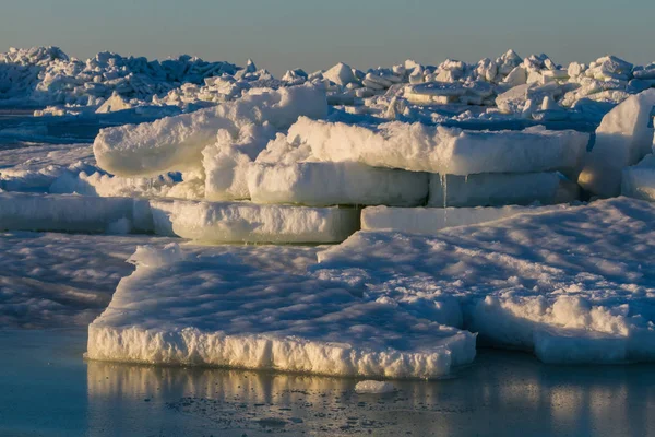 Θάλασσα Ακτή Πάγο Κατά Χειμερινή Περίοδο — Φωτογραφία Αρχείου