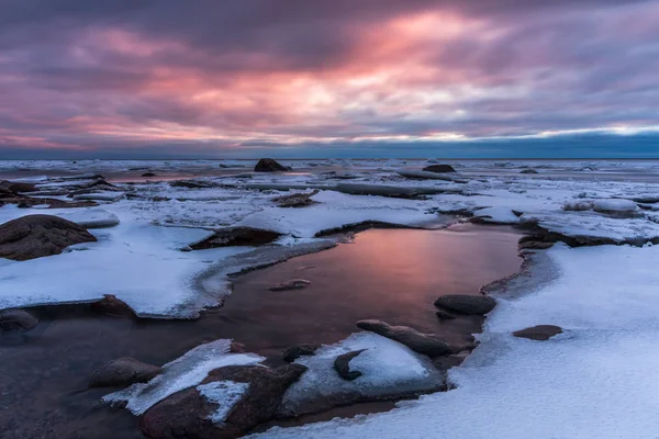 Winterkust Bij Zonsondergang — Stockfoto