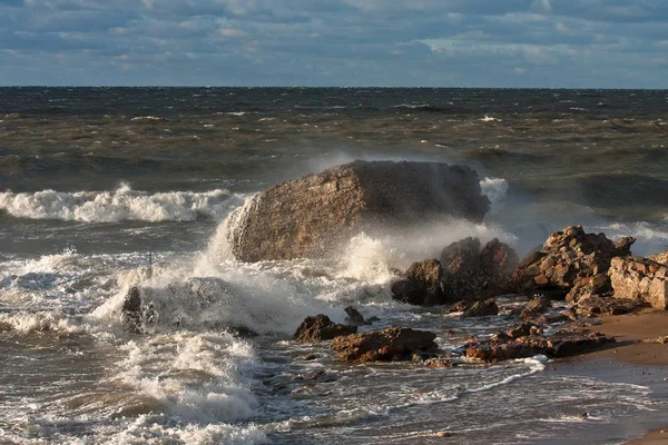 Olas Costa Del Mar Báltico — Foto de Stock