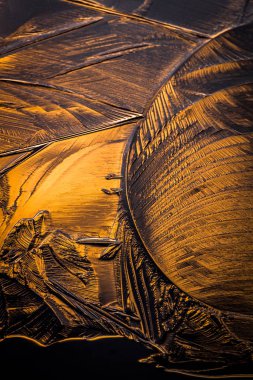 Gün batımında buz çizimi