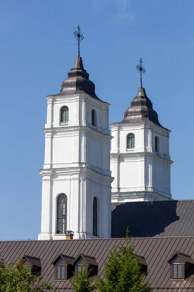 Régi Ortodox Templom Kék Háttér — Stock Fotó