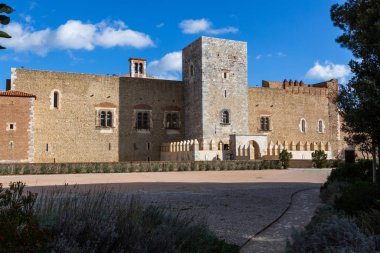 Avrupa 'da eski bir kale