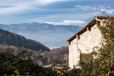 Gündüzleri güzel dağ manzarası