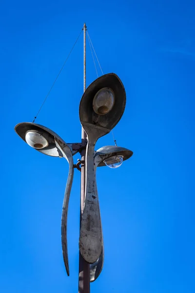 Pouliční Lampy Jako Lžíce Evropském Městě — Stock fotografie
