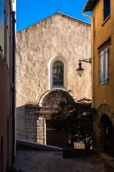 Mittelmeerstadt Tag — Stockfoto