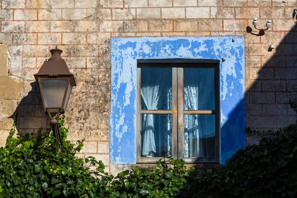 Edifício Tijolo Velho Cidade Europeia — Fotografia de Stock