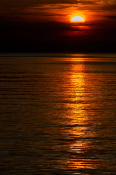 Steinmeer Küste Bei Sonnenuntergang — Stockfoto