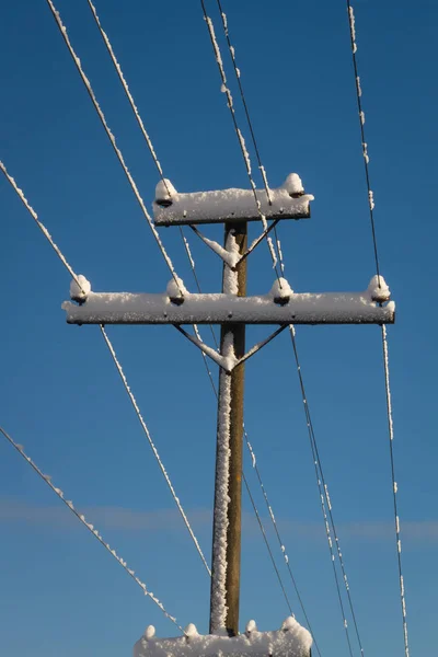 Strommast Auf Blauem Himmel — Stockfoto