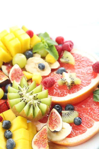 Frischer Obstsalat — Stockfoto