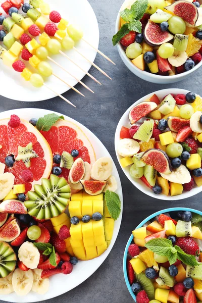 Salada de frutas frescas — Fotografia de Stock