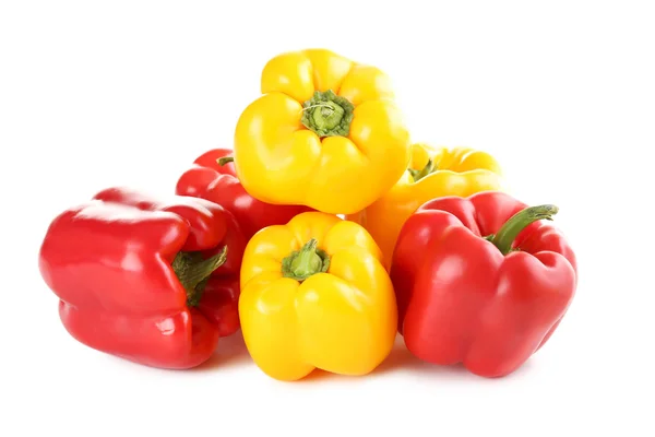 Φρέσκες πιπεριές απομονωθεί — Φωτογραφία Αρχείου