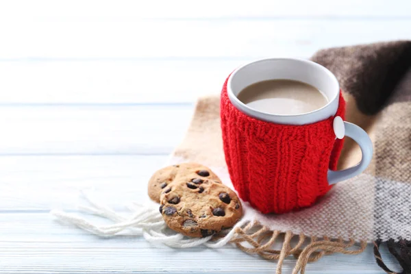 Taza de café en la mesa — Foto de Stock