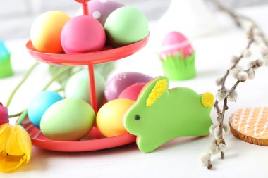 Çerezler ile Paskalya yumurtaları 