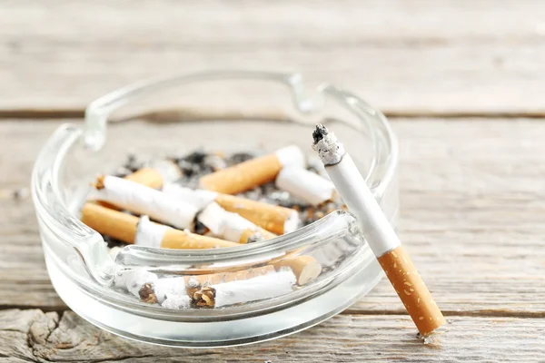 Sigaraya 'Zam�n Zamm�n�n Zamm�' yolda