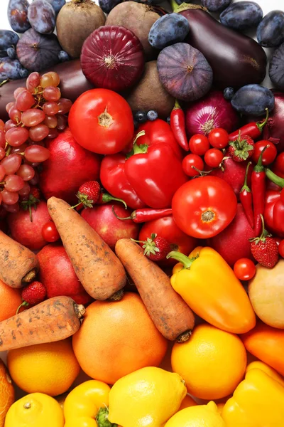 Frutas e legumes maduros e saborosos — Fotografia de Stock