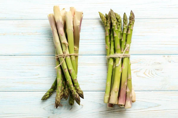 Asperges vertes fraîches — Photo