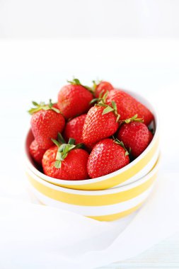 taze ve lezzetli çilekler. 