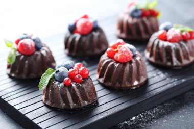 Tatlı çikolatalı kek 