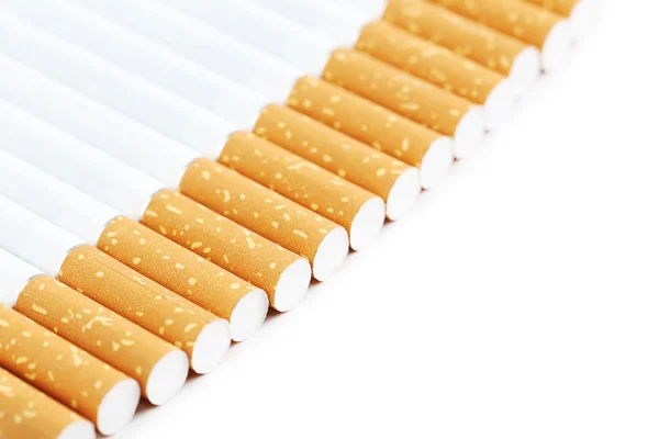 Tobak cigaretter på bakgrund — Stockfoto
