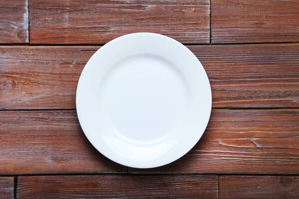 Empty plate on  table