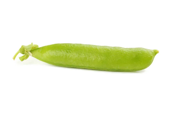 Grüne Erbsen auf einer weißen — Stockfoto