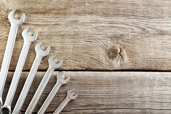 Row of new wrenches — Stock Photo, Image