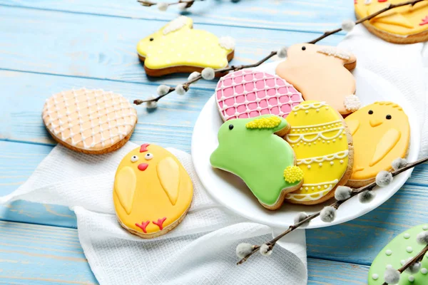 Colorful easter cookies — Stock Photo, Image