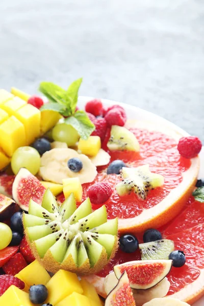 Čerstvý ovocný salát — Stock fotografie