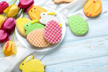 renkli Paskalya kurabiyeleri