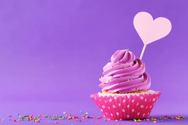 Sabroso Cumpleaños cupcake — Foto de Stock