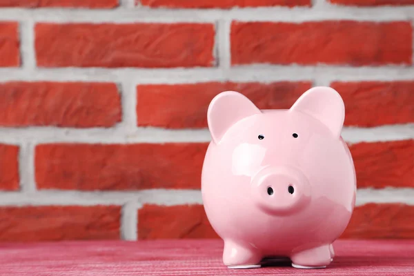 Piggy bank pink — Stok Foto