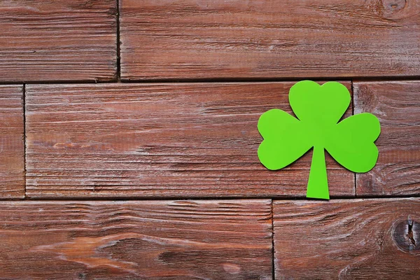 Green paper clover — Stock Photo, Image