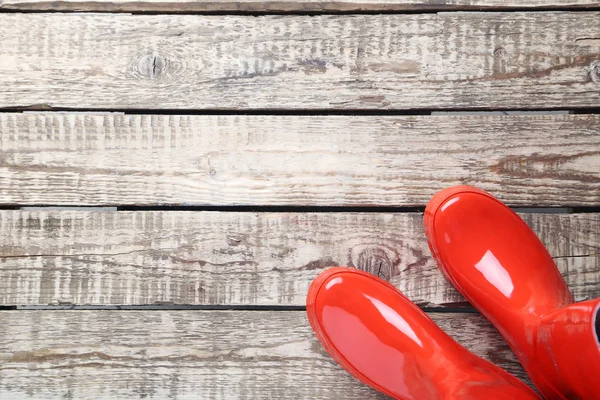 Pelindung sepatu karet merah — Stok Foto