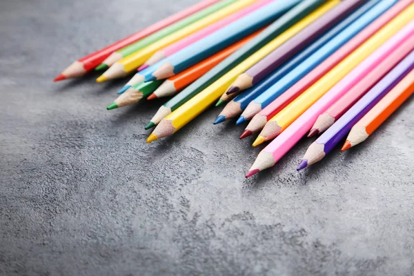 Rysunek kolorowe ołówki — Zdjęcie stockowe