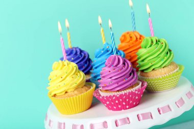 Lezzetli tatil Top kek 