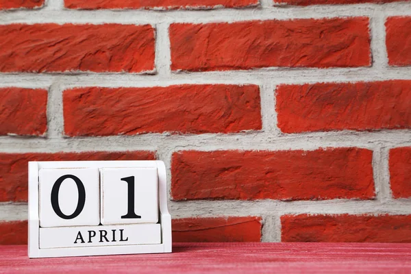 Calendario cubo sul muro — Foto Stock