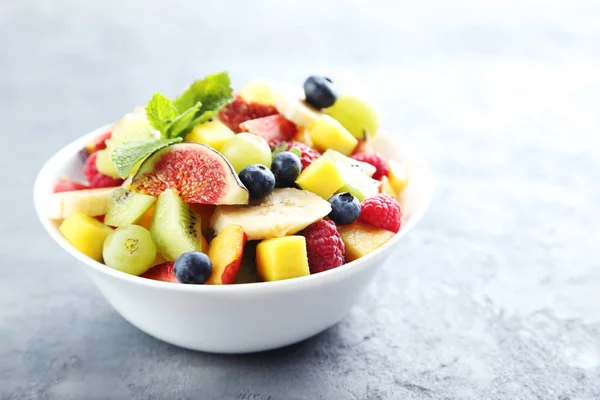 Frische Obstsalate — Stockfoto