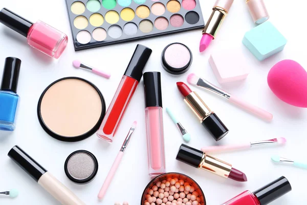 Verschillende make-up cosmetica — Stockfoto