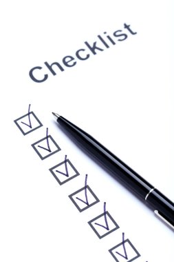 beyaz kağıt üzerine kalem