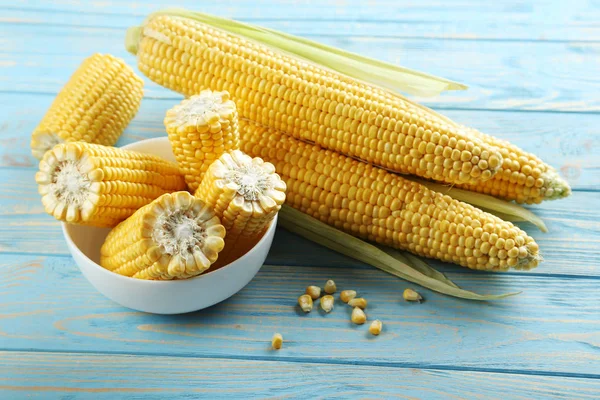 Sweet corn cobs — Stock Photo, Image