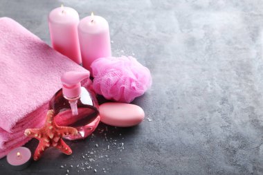 banyo sabun ve WISP için havlu